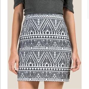 Francesca’s Black and White Patterned Women's Mini Skirt